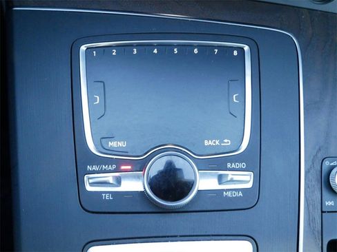 Used 2018 Audi Q5 2.0T Premium Plus w/ Premium Plus Package image 23