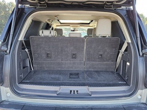 Used 2019 Ford Expedition Limited w/ Special Edition Package RWD image 11