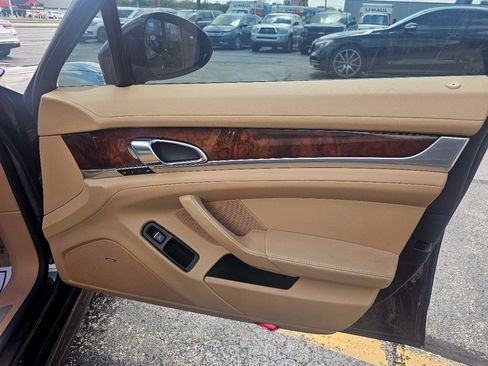 Used 2012 Porsche Panamera image 62