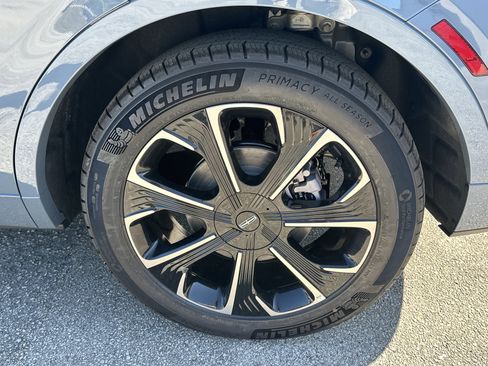 New 2026 Lincoln Nautilus Reserve image 10