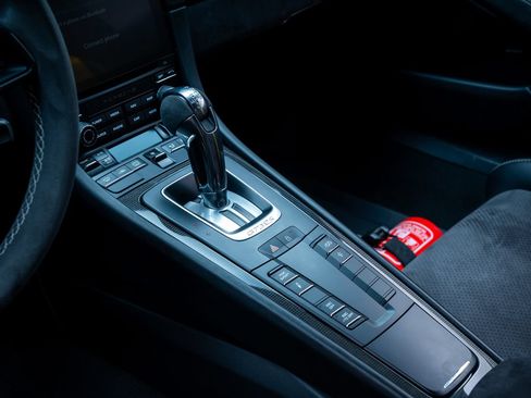 Used 2019 Porsche 911 GT3 RS RWD image 19