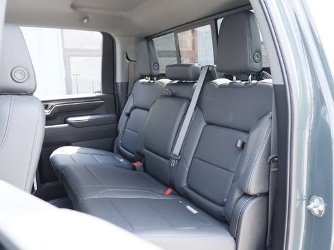 Used 2026 Chevrolet Silverado 3500 LTZ w/ LTZ Convenience Package AWD/4WD image 23