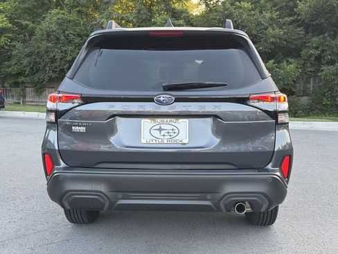 Used 2025 Subaru Forester Limited w/ Popular Package #2 AWD/4WD image 4