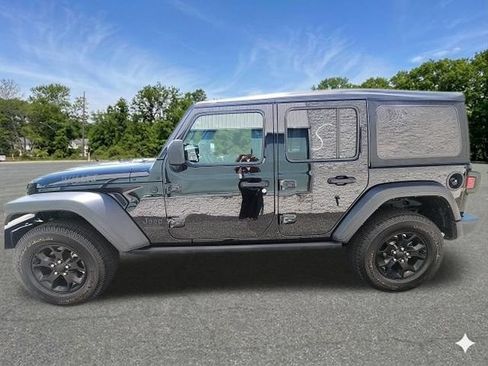 Used 2022 Jeep Wrangler Unlimited Sport AWD/4WD image 9