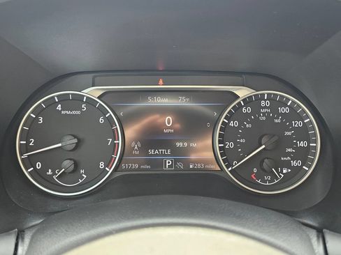 Used 2024 Nissan Sentra SV FWD image 20