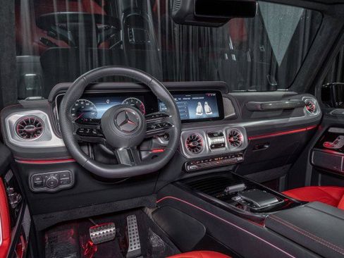 Certified 2025 Mercedes-Benz G 550 image 18