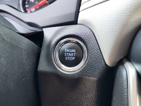 Used 2020 Toyota RAV4 XLE Premium AWD/4WD image 23