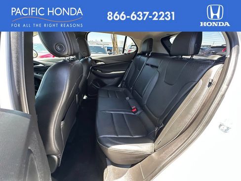 Used 2020 Buick Encore GX Essence w/ Advanced Technology Package FWD image 20