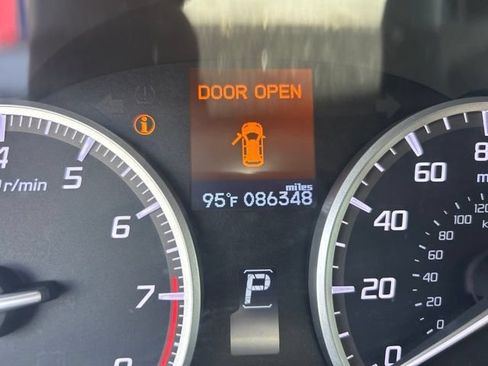Used 2016 Acura RDX FWD w/ Technology Package image 11