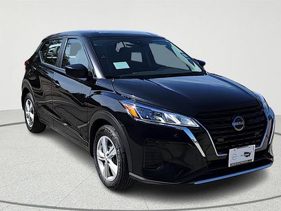 Certified 2025 Nissan Kicks Play S