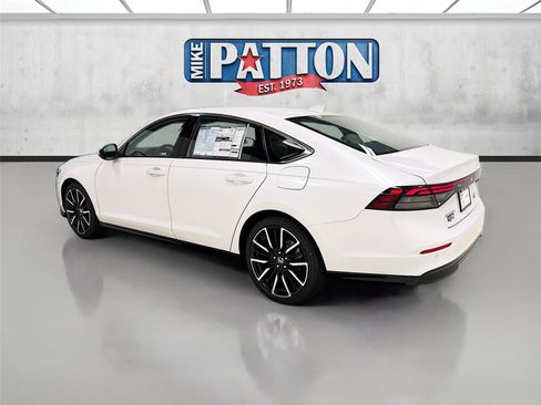 New 2026 Honda Accord Touring image 5