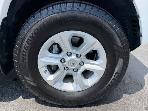 Used 2019 Toyota 4Runner SR5 RWD image 36