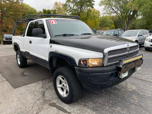 Used 2001 Dodge Ram 1500 Truck Quad Cab Short Bed 4WD image 5