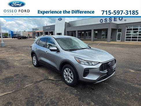 Used 2023 Ford Escape Active w/ Tech Pack #2 AWD/4WD image 1