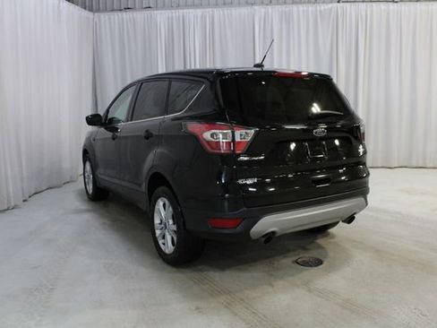 Used 2017 Ford Escape SE image 24
