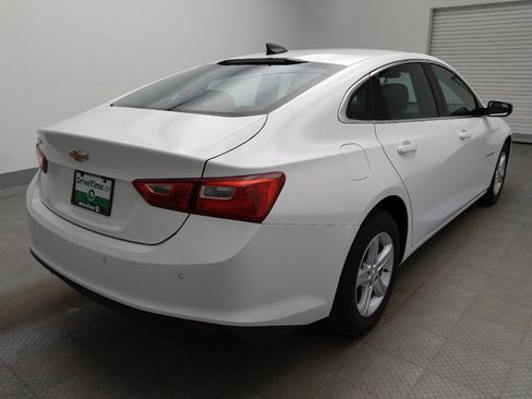 Used 2025 Chevrolet Malibu LS FWD image 9