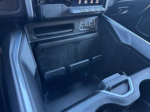 Used 2023 RAM 1500 Laramie image 7