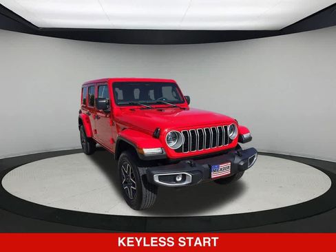Used 2025 Jeep Wrangler Unlimited Sahara AWD/4WD image 8