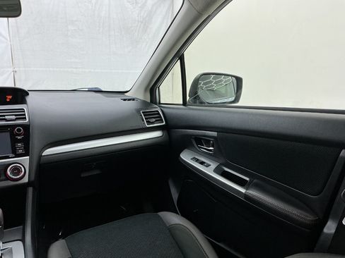 Used 2017 Subaru Crosstrek 2.0i Premium AWD/4WD image 28