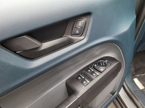 New 2025 Ford Maverick XL w/ Equipment Group 102A image 14