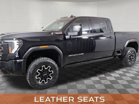 Used 2025 GMC Sierra 2500 AT4X AWD/4WD image 11
