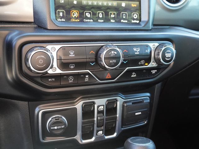 Used 2023 Jeep Gladiator Overland AWD/4WD image 22
