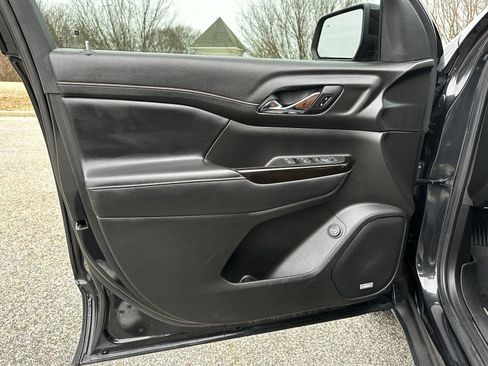 Used 2020 GMC Acadia AT4 w/ Driver Alert Package II image 10