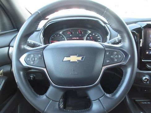 Used 2022 Chevrolet Traverse LT FWD image 22