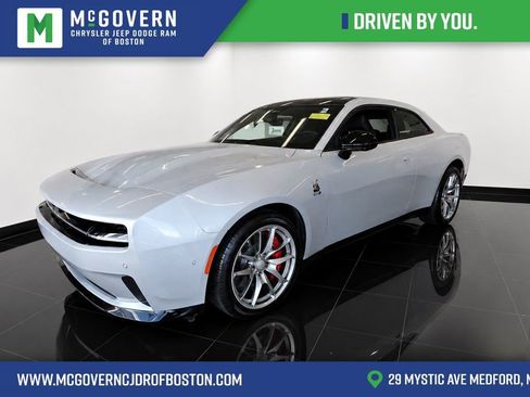 New 2025 Dodge Charger Daytona Scat Pack w/ Track Pack AWD/4WD image 1
