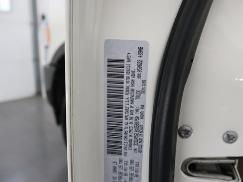 Used 2019 RAM 2500 Limited AWD/4WD image 69