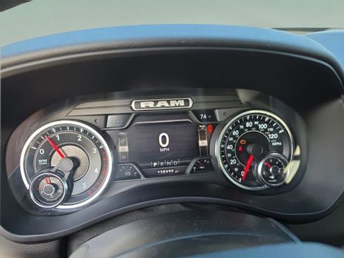 Used 2022 RAM 2500 Big Horn w/ Level C Equiment Group AWD/4WD image 13