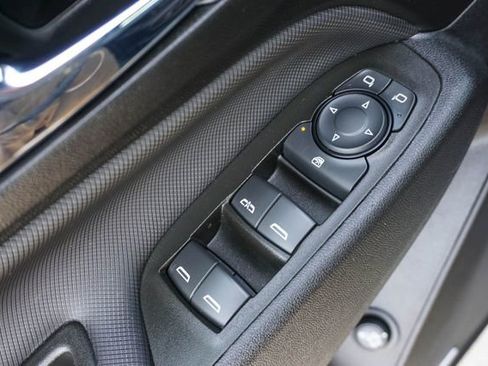 Used 2024 Chevrolet Equinox RS w/ RS Leather Package FWD image 13
