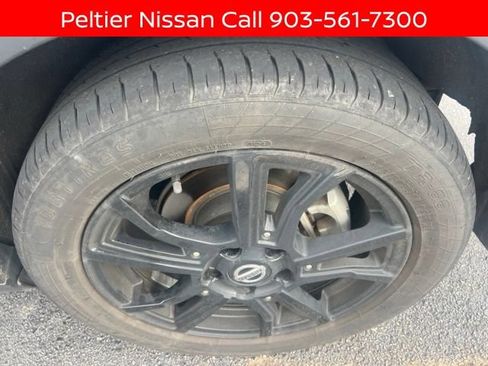 Certified 2021 Nissan Kicks SR FWD image 8