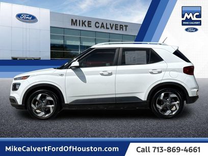 Used 2025 Hyundai Venue SEL