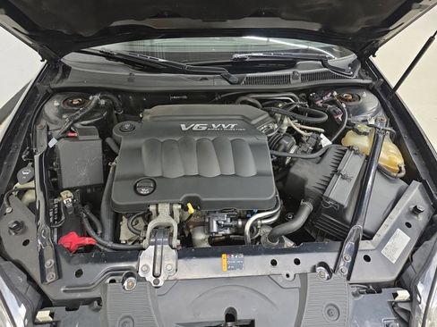 Used 2012 Chevrolet Impala LTZ FWD image 33