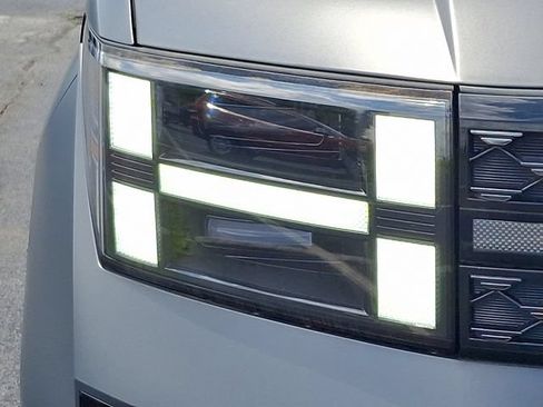 Used 2024 Hyundai Santa Fe Calligraphy AWD/4WD image 9