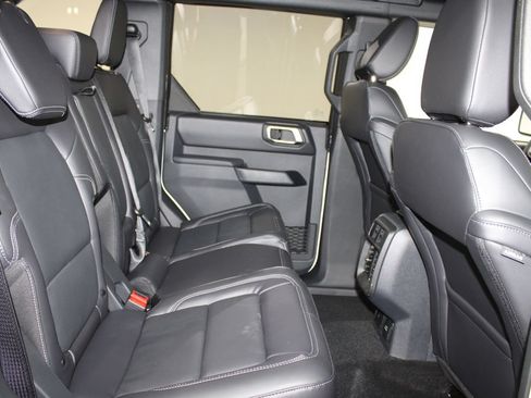 New 2026 Ford Bronco Outer Banks AWD/4WD image 30