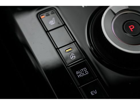 New 2025 Kia Niro EX w/ EX Cold Weather Package image 31