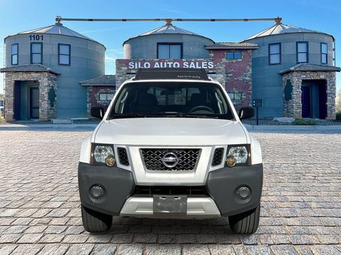 Used 2011 Nissan Xterra S AWD/4WD image 8
