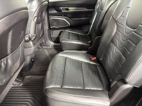 Used 2021 Kia Telluride SX w/ SX Prestige Package AWD/4WD image 20