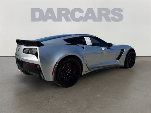 Used 2016 Chevrolet Corvette Z06 w/ 3LZ Preferred Equipment Group image 7