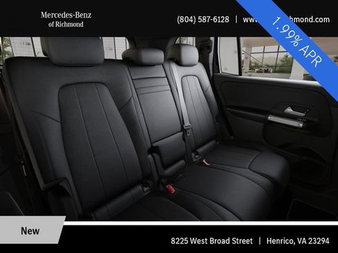 New 2025 Mercedes-Benz GLB 250 4MATIC image 5