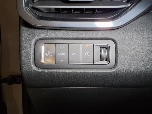New 2026 GMC Acadia AT4 w/ Luxury Package AWD/4WD image 17