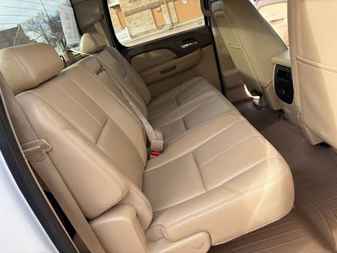 Used 2013 GMC Sierra 3500 SLT w/ SLT Convenience Package image 17