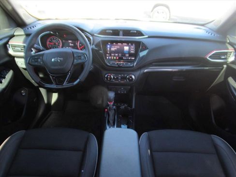Certified 2023 Chevrolet TrailBlazer RS w/ Sun and Liftgate Package FWD image 12