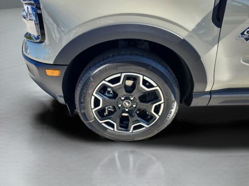 New 2025 Ford Bronco Sport Outer Banks AWD/4WD image 31