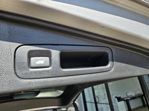 Used 2021 Honda CR-V Touring image 11