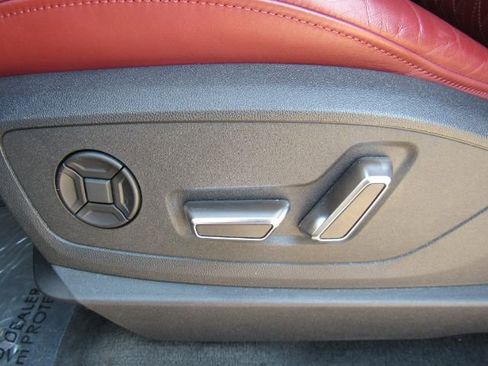 Used 2023 Audi e-tron S Premium Plus w/ Black Optic Package image 16