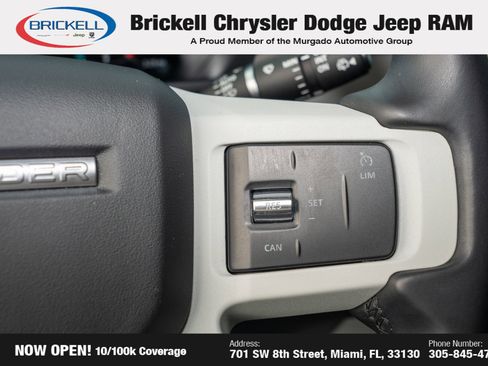 Used 2023 Land Rover Defender 130 SE image 28