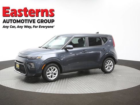 Used 2020 Kia Soul S FWD image 56